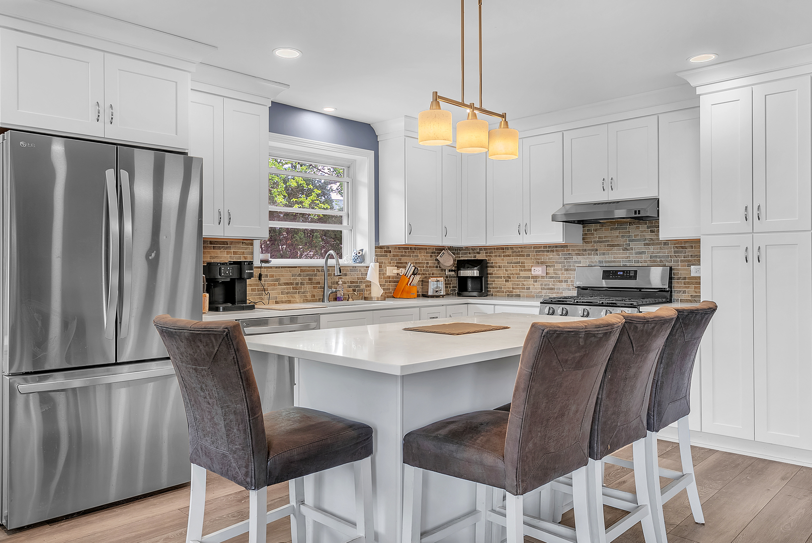 17W445 Butterfield Road Oakbrook Terrace, IL 60181 - Photo 5 of 25
