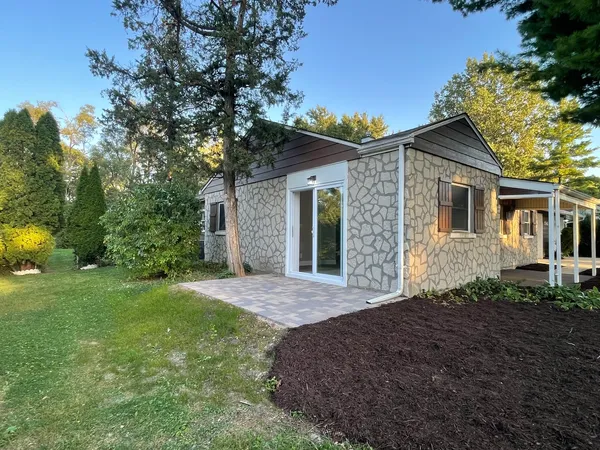$450,000 | 5547 South Peck Avenue, Countryside, IL 60525