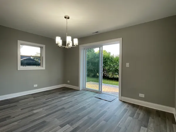 $450,000 | 5547 South Peck Avenue, Countryside, IL 60525