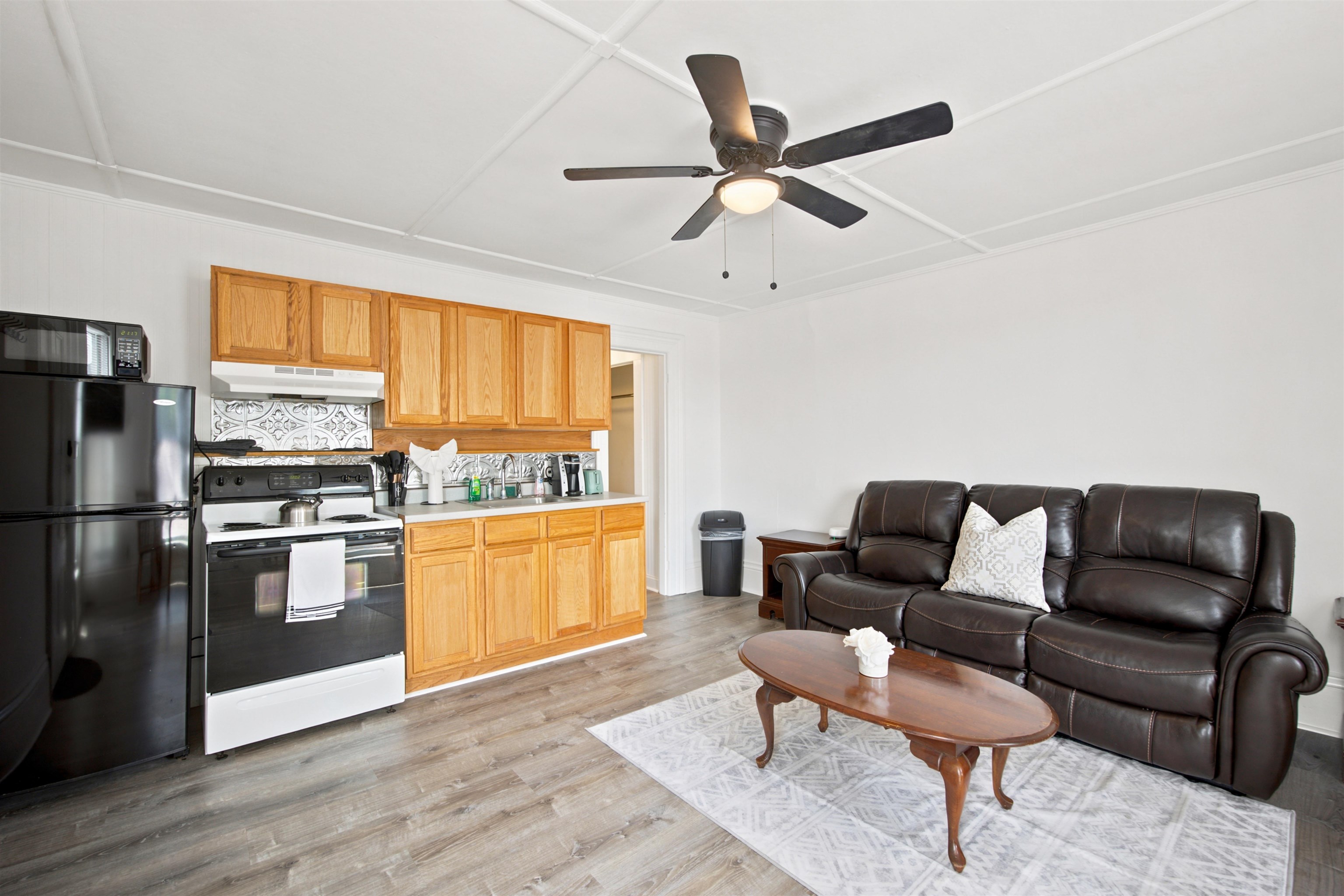 166 Main Street, Unit 21 Littleton, NH 03561 - Photo 3 of 28