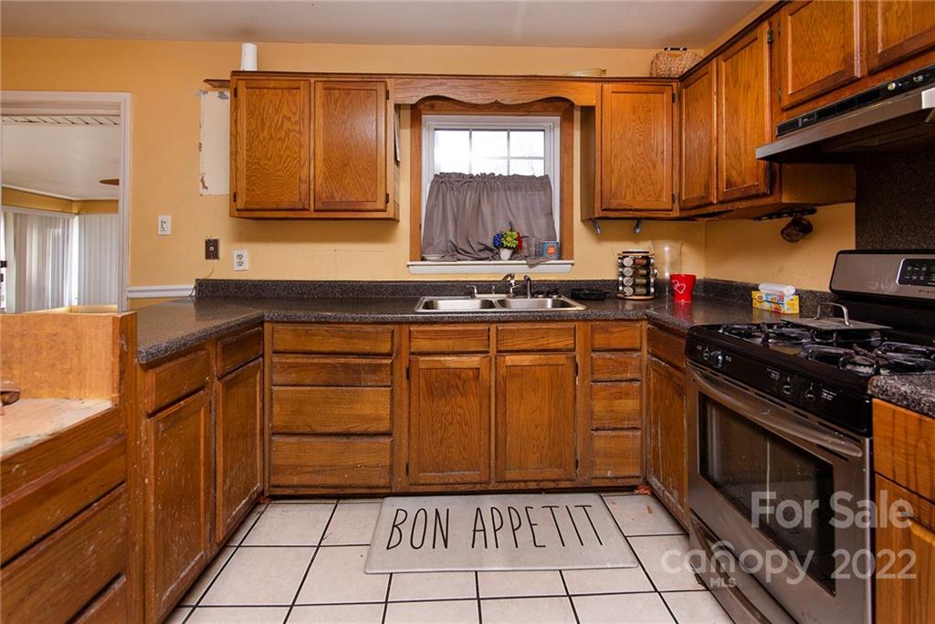 4508 Cinderella Road Charlotte, NC 28213 - Photo 14 of 23 Gallery Image 14