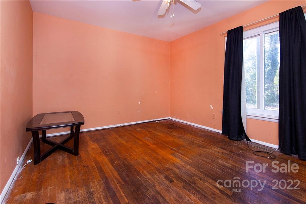 4508 Cinderella Road Charlotte, NC 28213 - Photo 15 of 23 Gallery Image 15