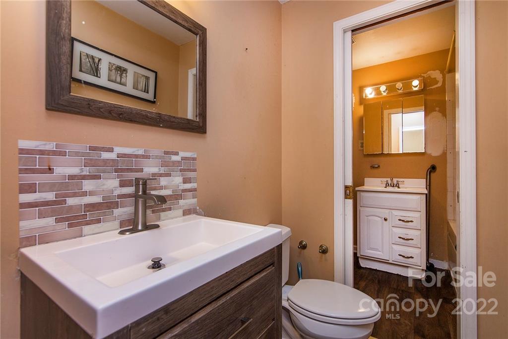 4508 Cinderella Road Charlotte, NC 28213 - Photo 16 of 23 Gallery Image 16