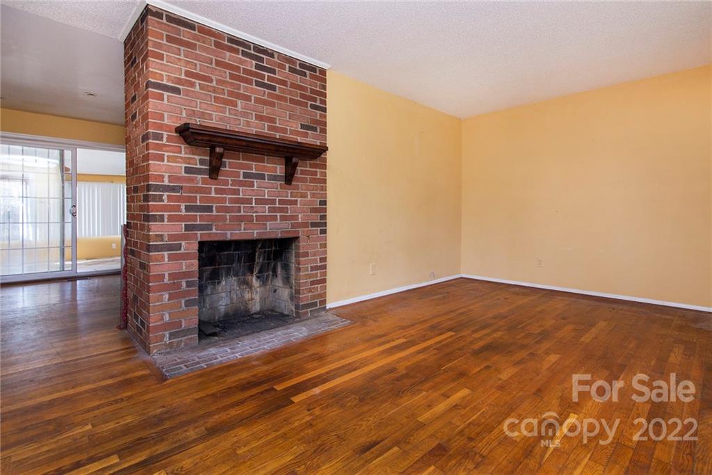 4508 Cinderella Road Charlotte, NC 28213 - Photo 8 of 23 Gallery Image 8