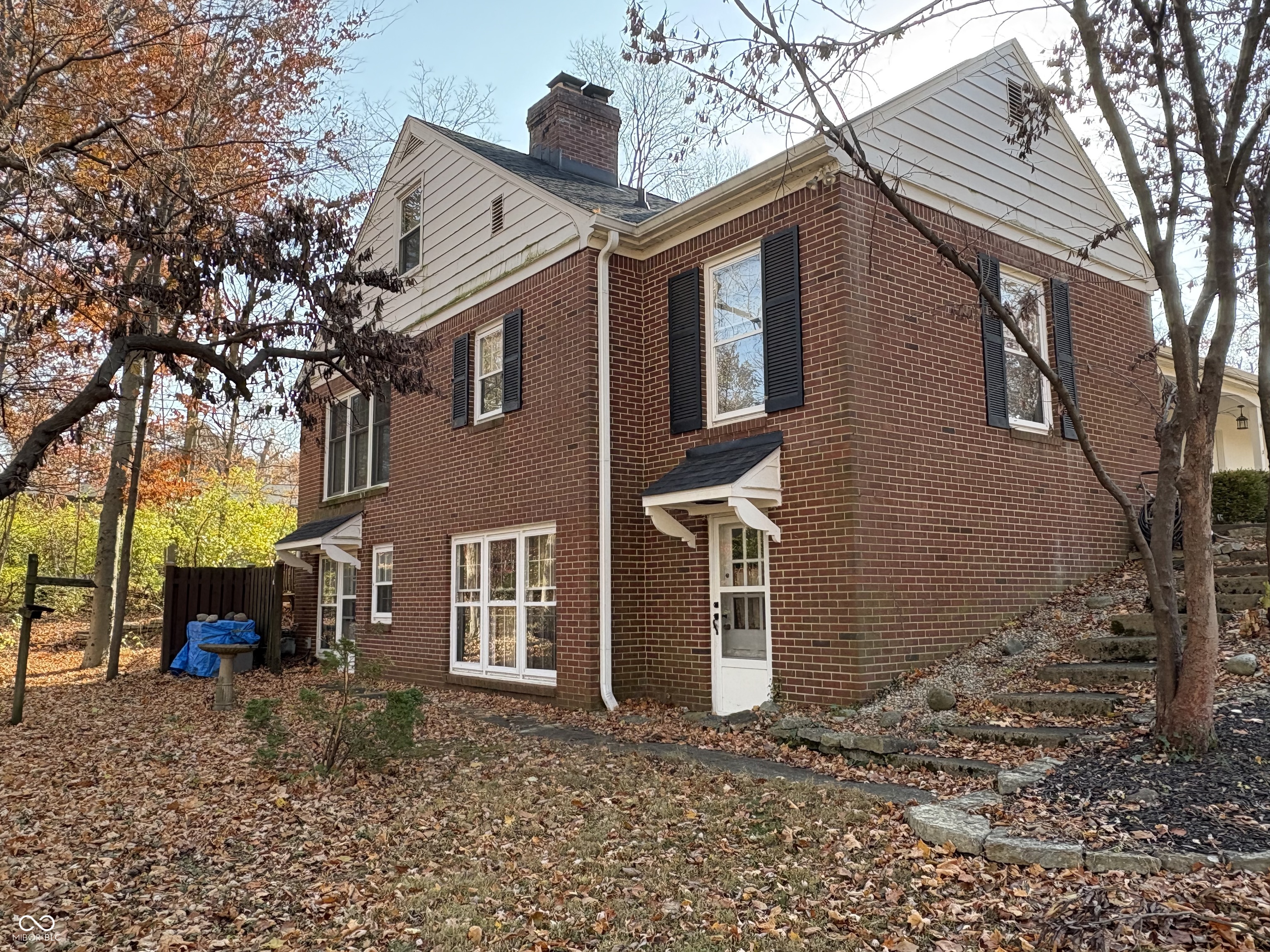 6235 Graham Road Indianapolis, IN 46220 - Photo 3 of 7 Gallery Image 3