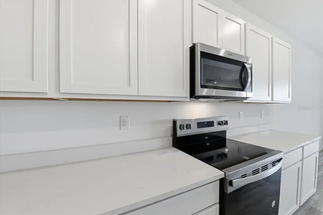 $2,199 | 8066 Swan Mist Way, Wesley Chapel, FL 33545