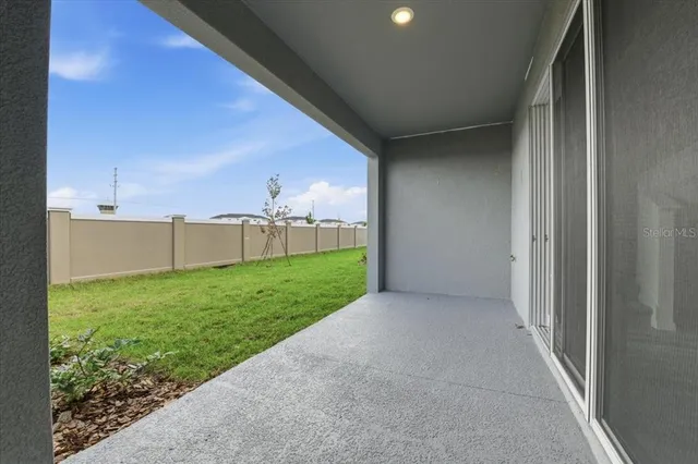 $2,199 | 8066 Swan Mist Way, Wesley Chapel, FL 33545