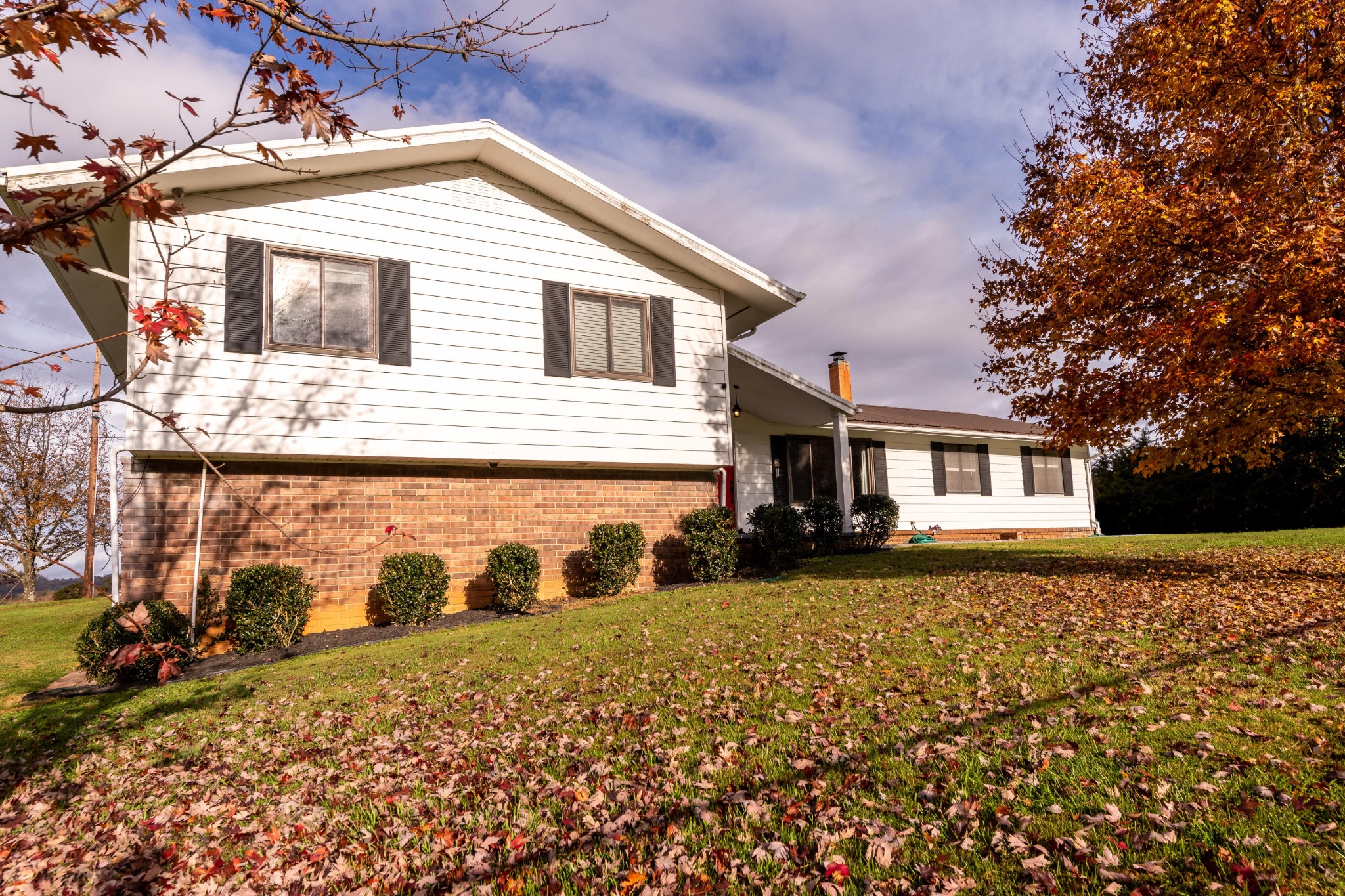 3301 Clover Hill Ridge Road Maryville, TN 37801 - Photo 3 of 37 Gallery Image 3