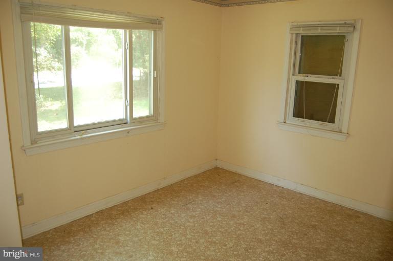 9617 Temple Hill Road Clinton, MD 20735 - Photo 7 of 11 Bedroom