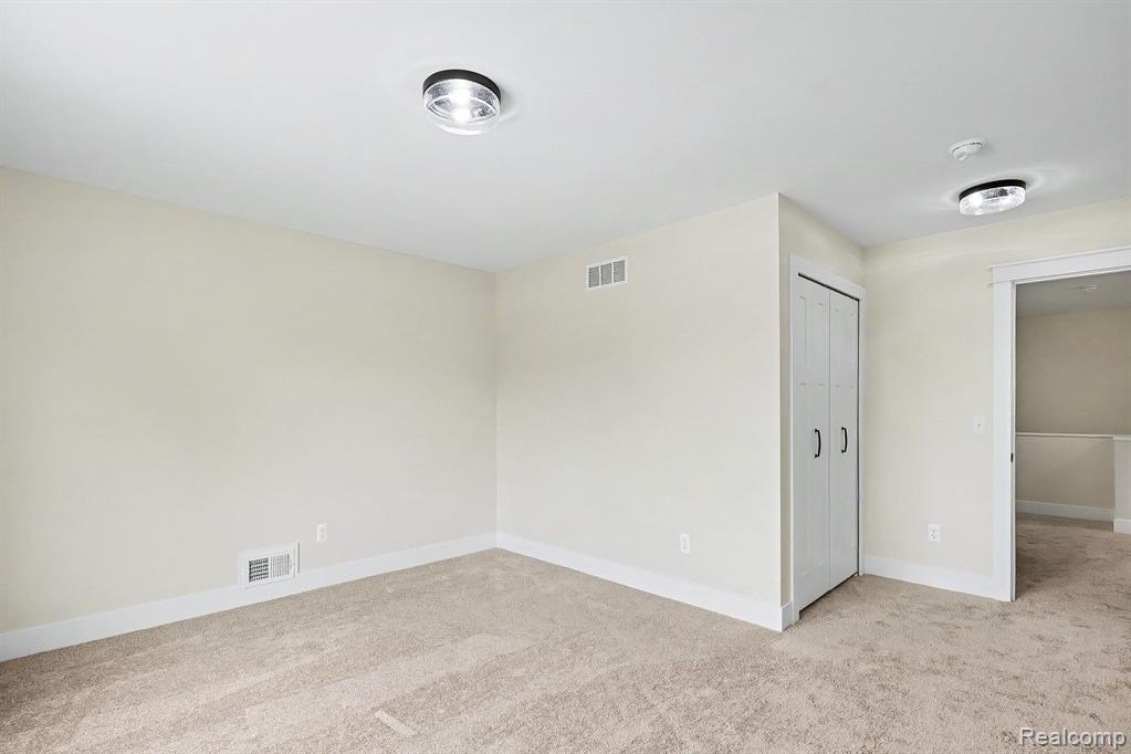 57560 Omo Road Ray, MI 48096 - Photo 28 of 44