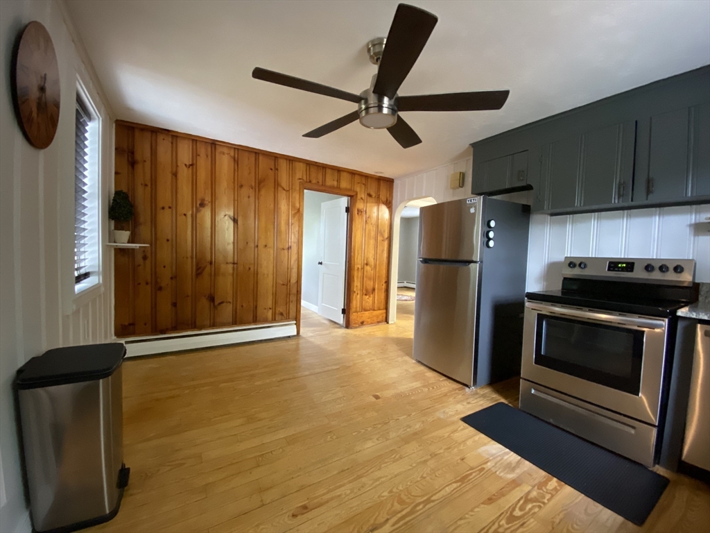 32 South Spencer Road Spencer, MA 01562 - Photo 17 of 34