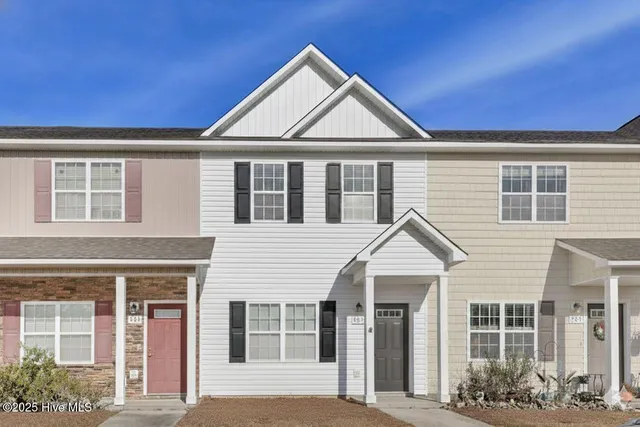 $1,500 | 505 Oyster Rock Lane, Sneads Ferry, NC 28460