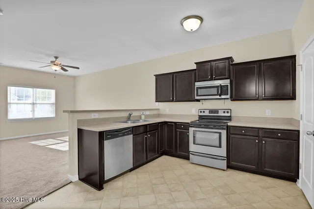 $1,500 | 505 Oyster Rock Lane, Sneads Ferry, NC 28460