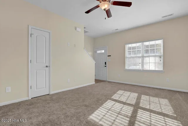 $1,500 | 505 Oyster Rock Lane, Sneads Ferry, NC 28460