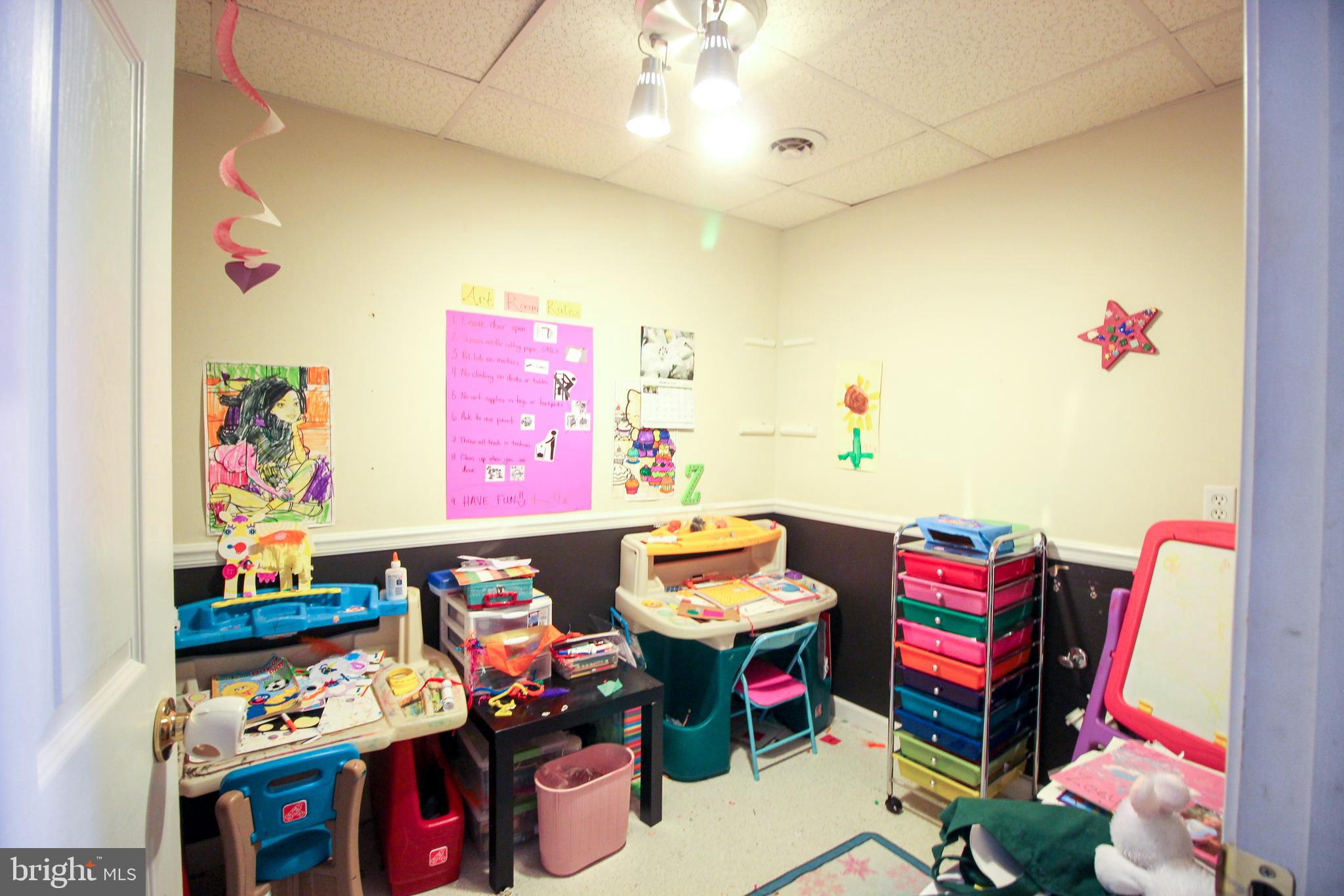 859 Sylvan Road Lancaster, PA 17601 - Photo 28 of 34 Gallery Image 28