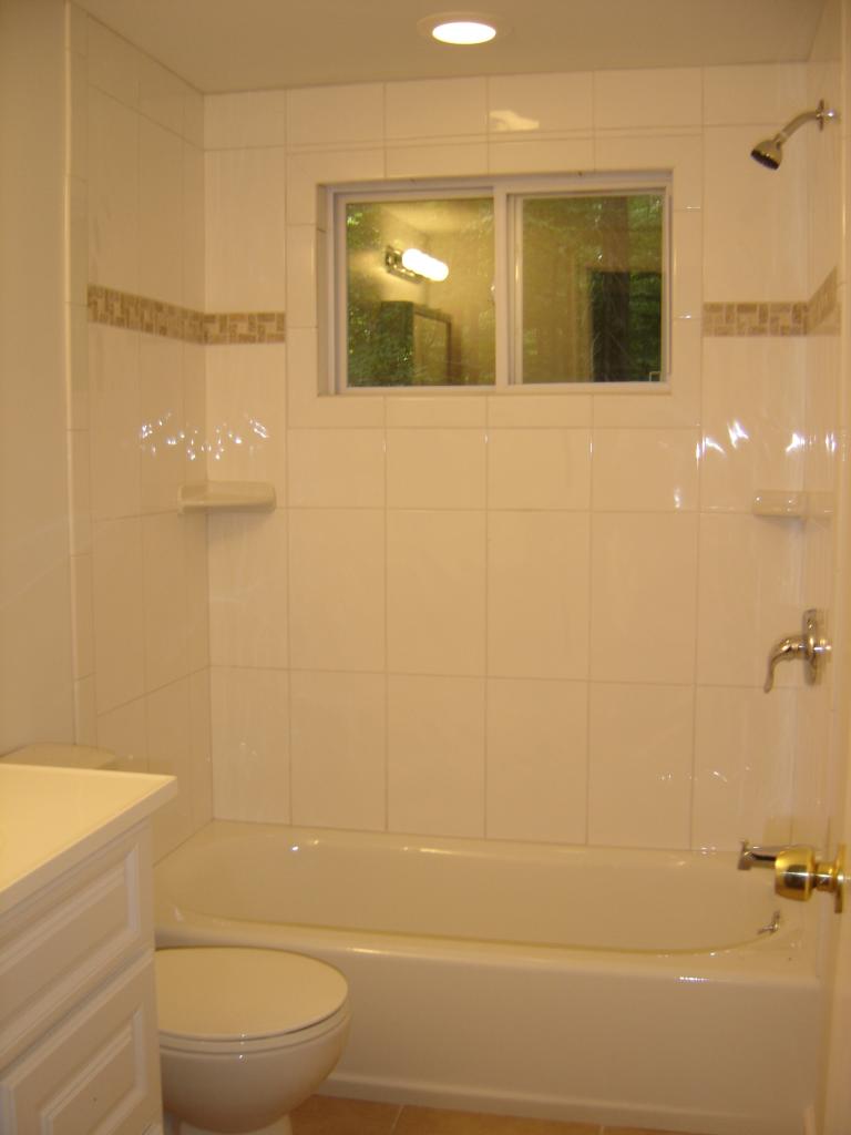 9 Oak Road Pocono Pines, PA 18350 - Photo 6 of 6 main bathroom