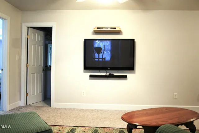 a view of a storage & utility room