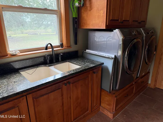 $364,900 | 130 Beech Road, Ovett, MS 39464