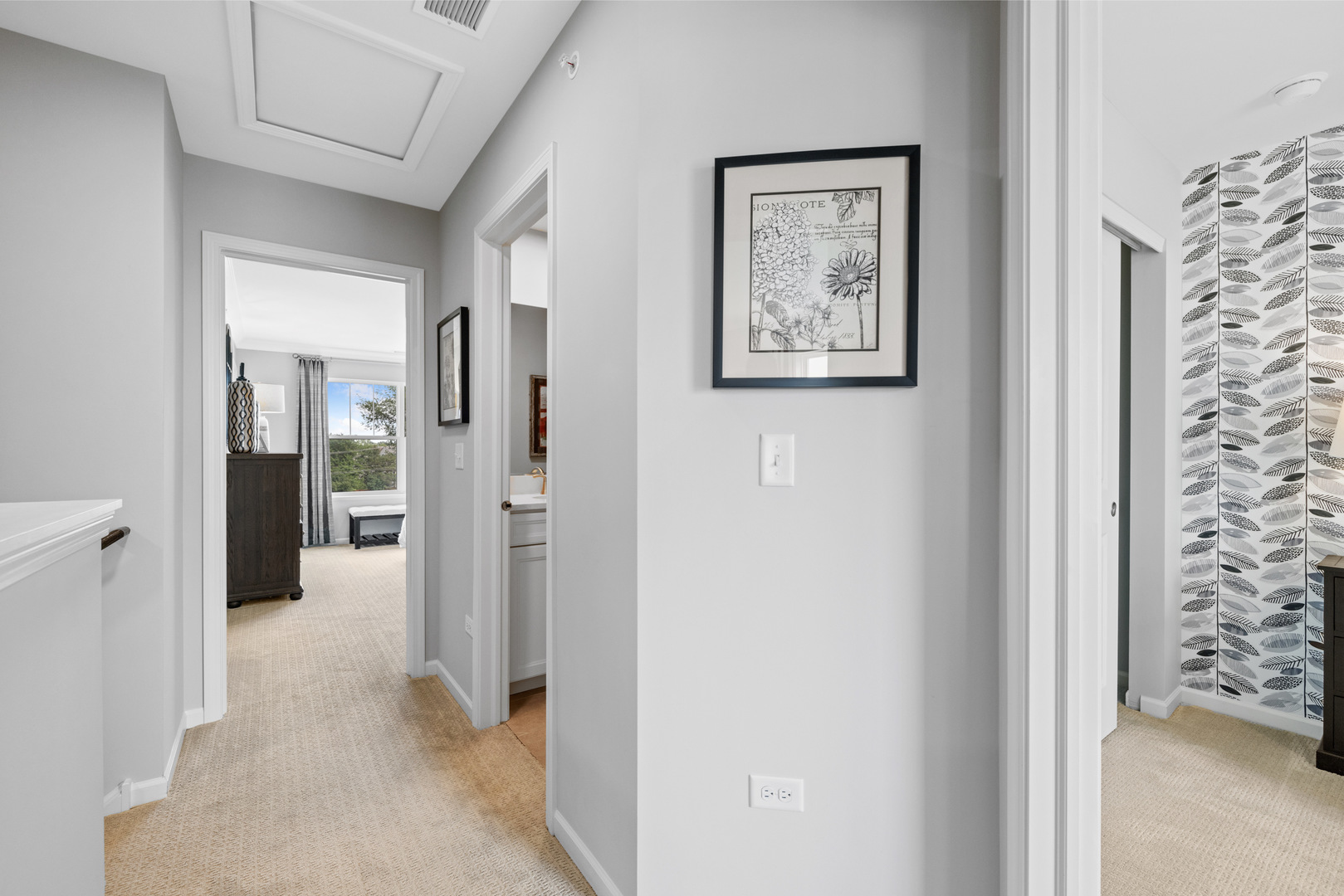 555 Wolverine Drive Aurora, IL 60502 - Photo 25 of 33 a view of a hallway with wooden floor and closet