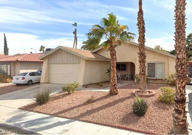 $2,195 | 5849 Sinaloa Court, Las Vegas, NV 89103