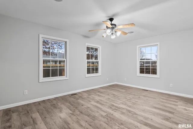 $289,900 | 255 Possum Pass Court, Sherman, IL 62684