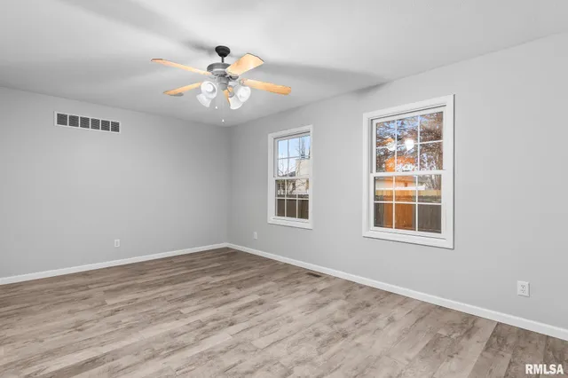 $289,900 | 255 Possum Pass Court, Sherman, IL 62684