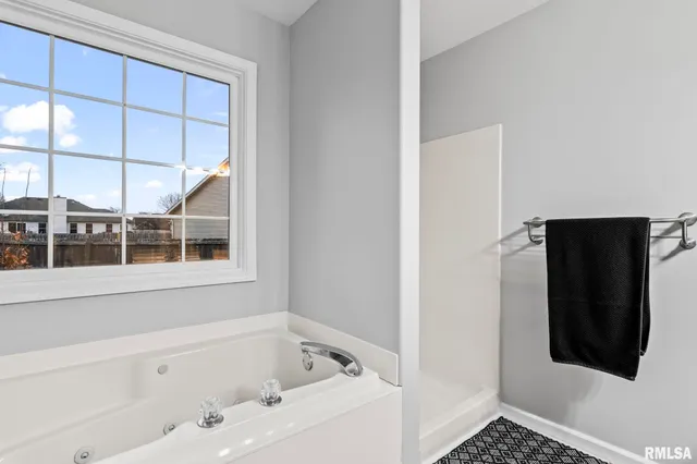 $289,900 | 255 Possum Pass Court, Sherman, IL 62684