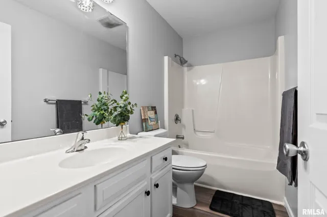 $289,900 | 255 Possum Pass Court, Sherman, IL 62684