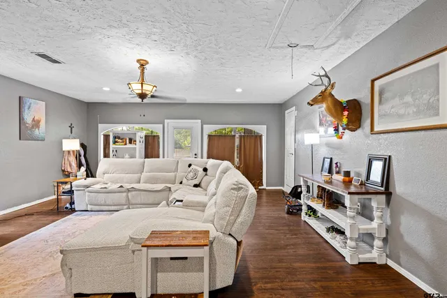 $264,999 | 527 Woodbend Drive, Kilgore, TX 75662