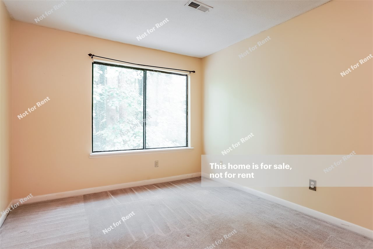 822 Green Ridge Drive Raleigh, NC 27609 - Photo 7 of 25 Photo 7