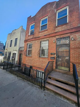 $3,450 | 362 Carroll Street, Unit 2 | Carroll Gardens