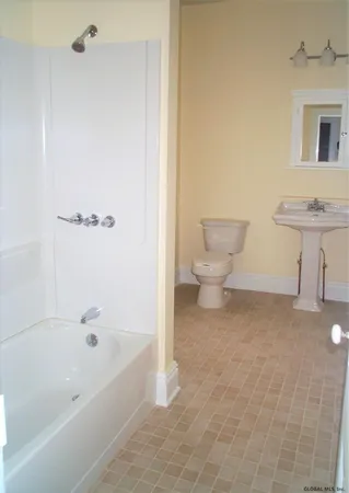 $415,000 | 9 North Franklin Street, Athens Village, NY 12015