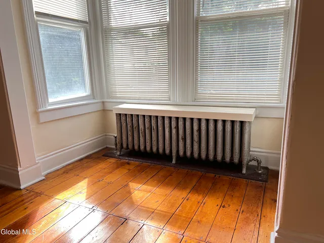 $440,000 | 9 North Franklin Street, Athens Village, NY 12015