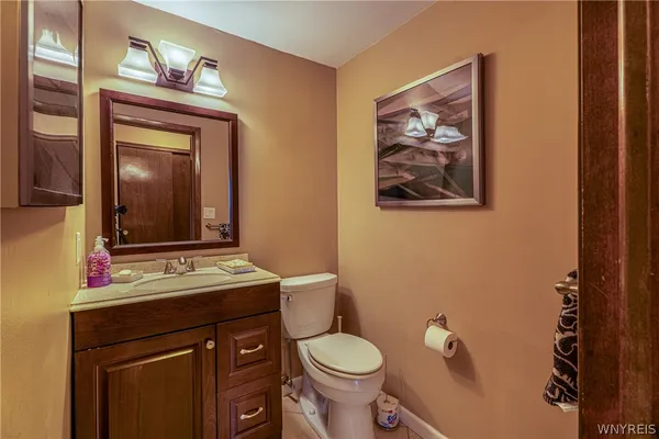 $249,900 | 124 Harrogate Square, Amherst, NY 14221