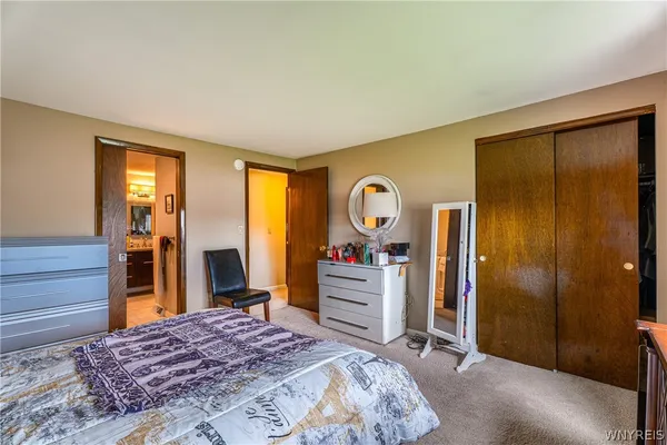 $249,900 | 124 Harrogate Square, Amherst, NY 14221