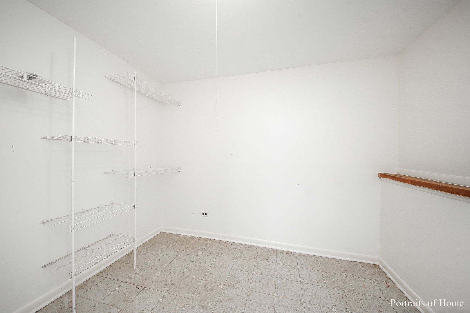26W327 Geneva Road Wheaton, IL 60187 - Photo 16 of 25