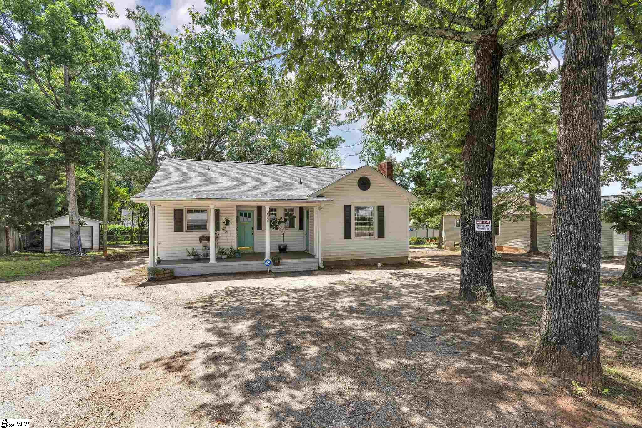 302 State Park Road Greenville, SC 29609 - Photo 3 of 21 Gallery Image 3