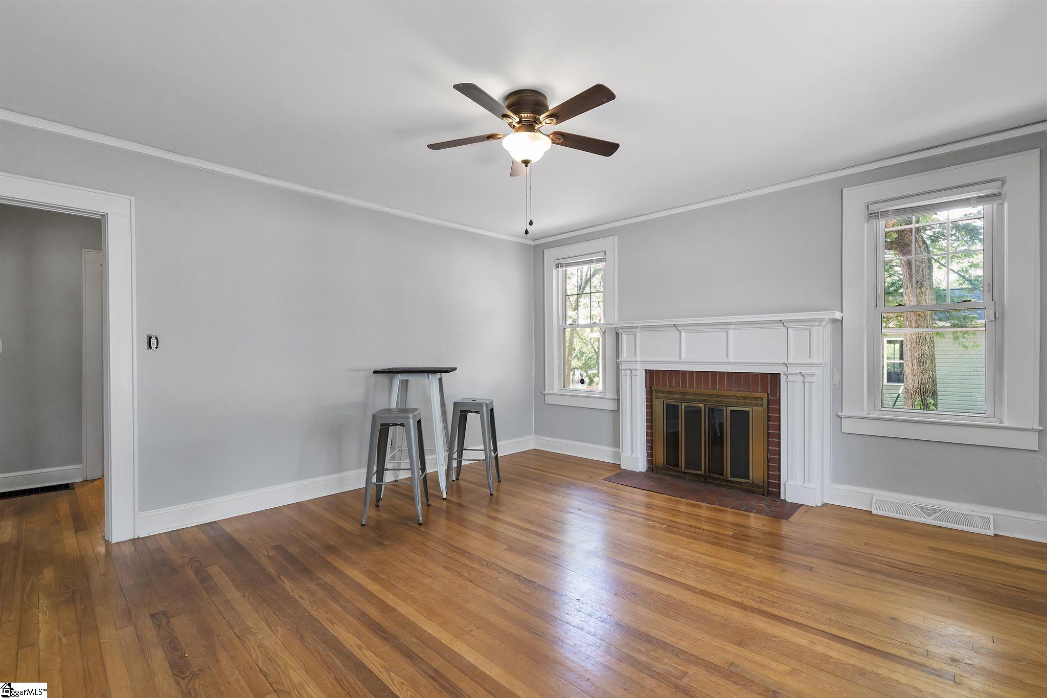 302 State Park Road Greenville, SC 29609 - Photo 8 of 21 Gallery Image 8