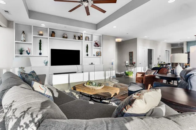 $569,900 | 203 East Berry Street, Unit 905, Fort Wayne, IN 46802