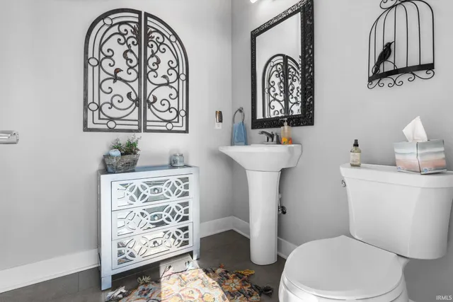 $569,900 | 203 East Berry Street, Unit 905, Fort Wayne, IN 46802