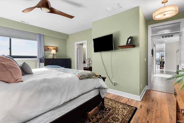 $569,900 | 203 East Berry Street, Unit 905, Fort Wayne, IN 46802