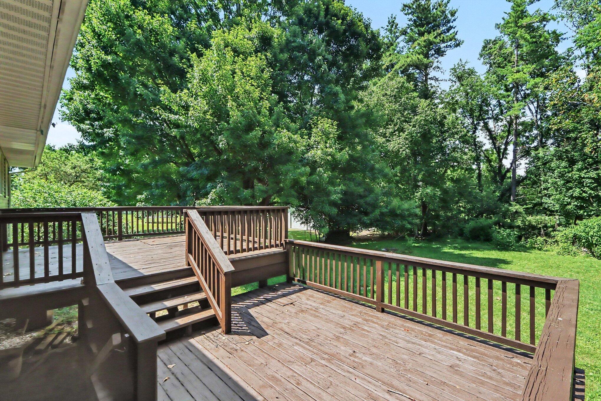 199 Highfield Road Marshall, MI 49068 - Photo 17 of 18 014_file_4912