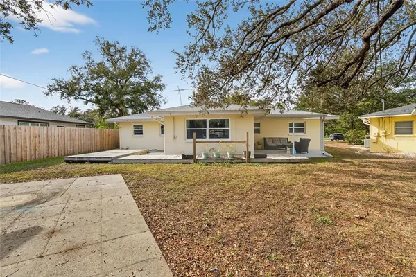 $469,000 | 5 North Keystone Drive, Clearwater, FL 33755