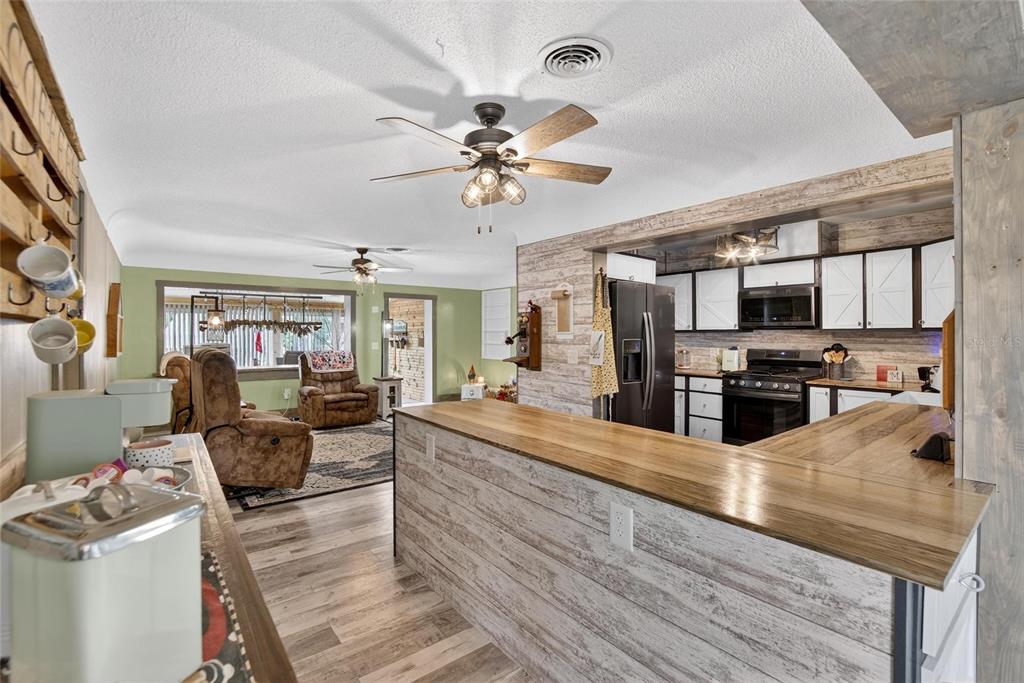 5 North Keystone Drive Clearwater, FL 33755 - Photo 5 of 67