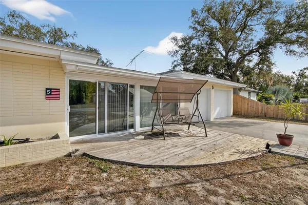 $469,000 | 5 North Keystone Drive, Clearwater, FL 33755