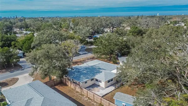 $469,000 | 5 North Keystone Drive, Clearwater, FL 33755