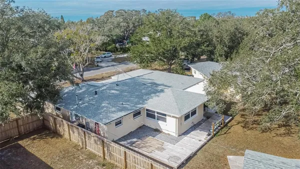 $469,000 | 5 North Keystone Drive, Clearwater, FL 33755