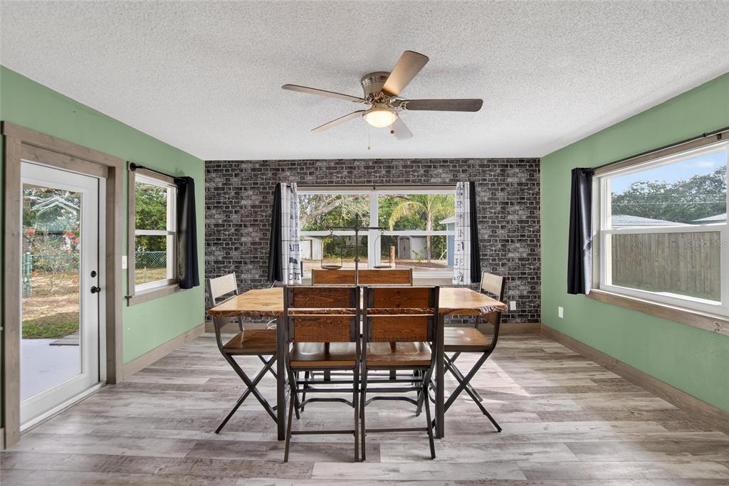 5 North Keystone Drive Clearwater, FL 33755 - Photo 10 of 67