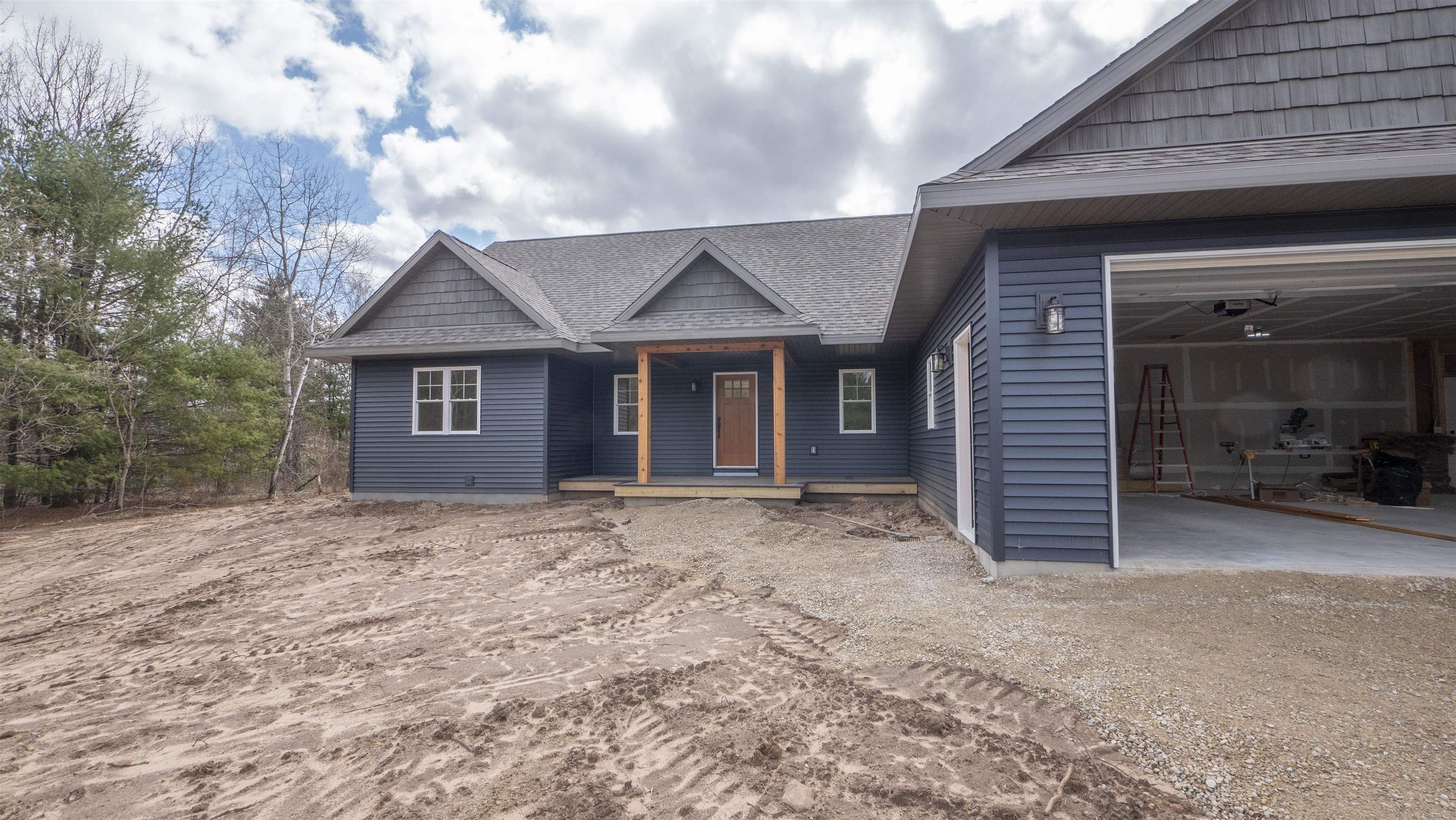 1079 Lake Ridge Road Wautoma, WI 54982 - Photo 2 of 9