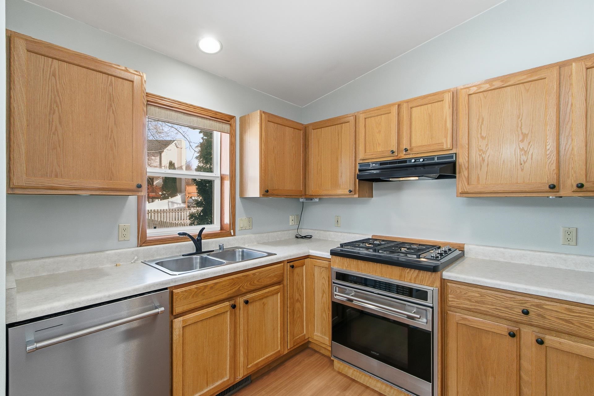 3725 Basalt Lane Madison, WI 53719 - Photo 13 of 46